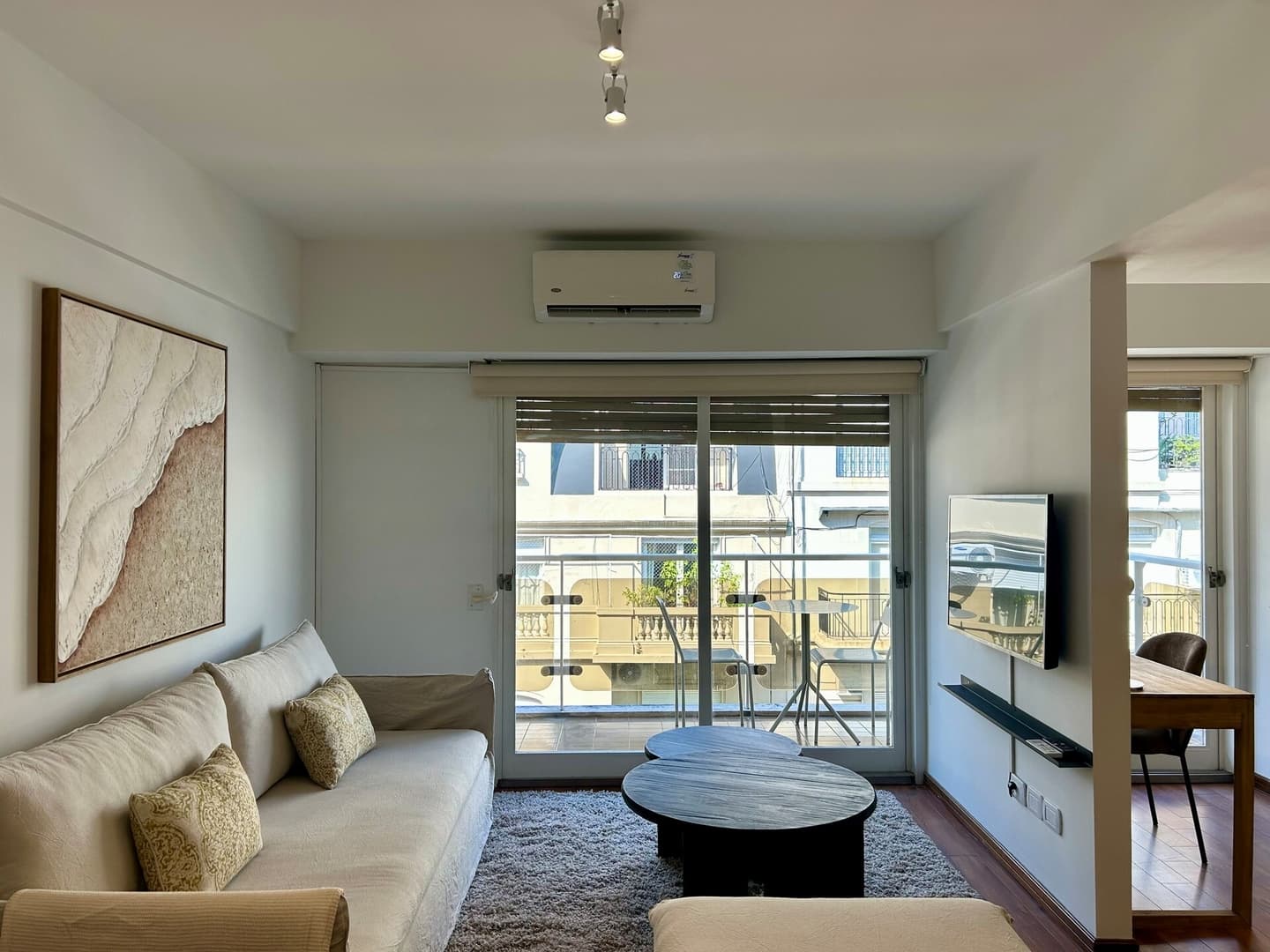 Recoleta | Chic 1BR Stay | Near Plaza Francia
