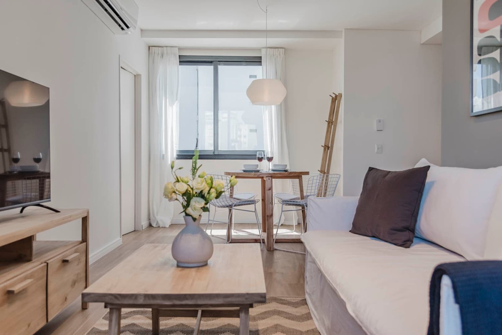 Villa Crespo | Contemporary 1BR | Pool & Wellness